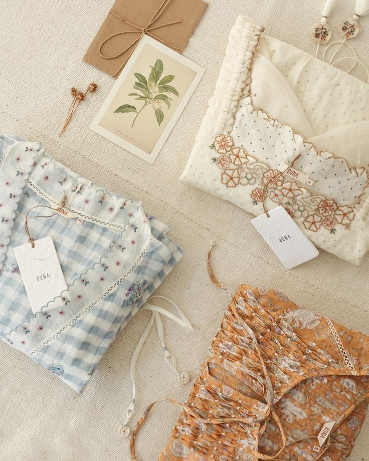 “Breathable summer fabrics like cotton, linen, and rayon for women’s clothing”